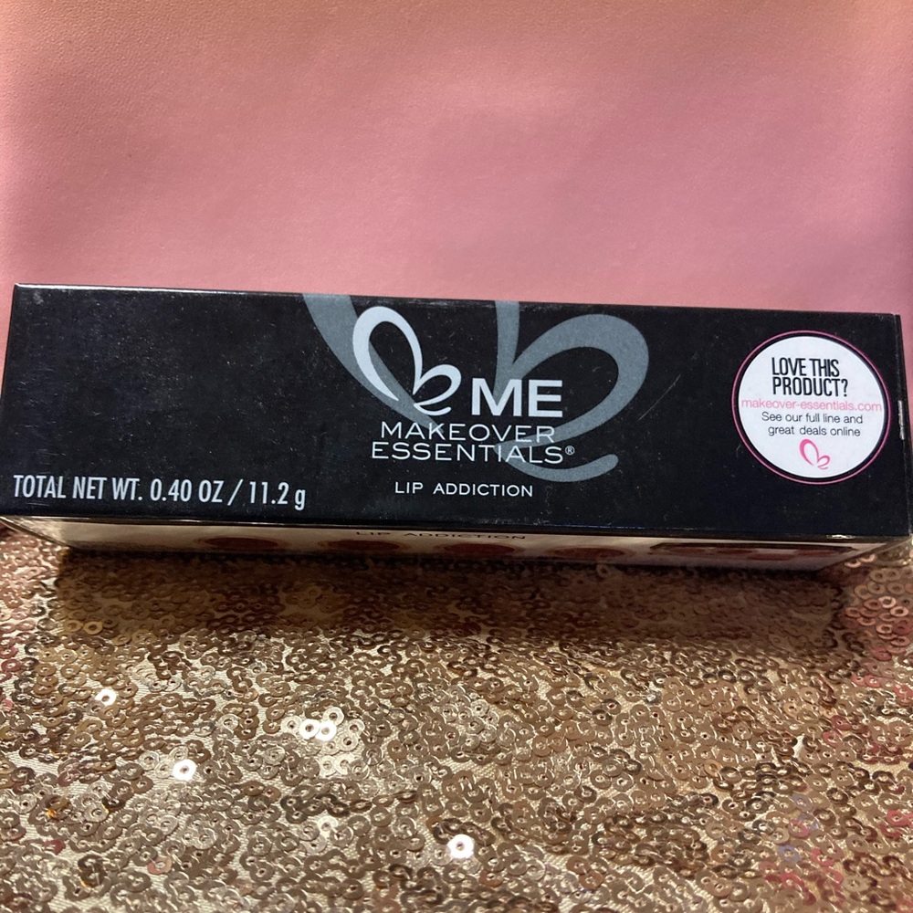 Lip gloss 4 shades with brush